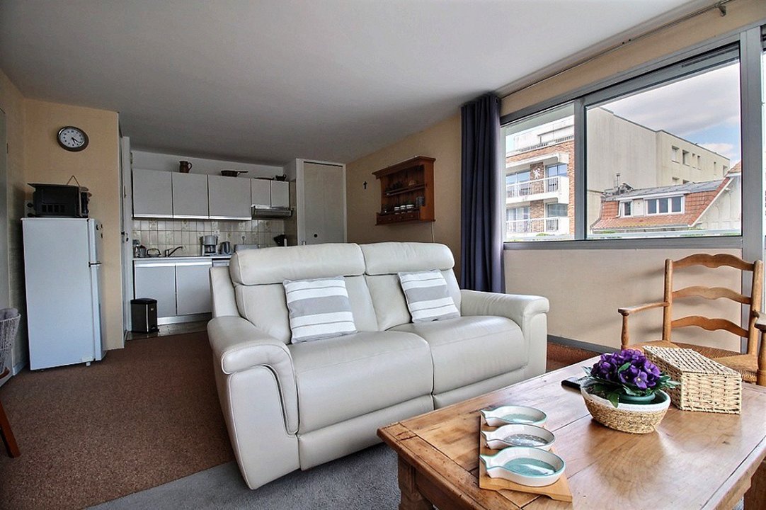 /picture/helios/116252002/MER E220/6_2025-12-07CET00h00-11.jpg